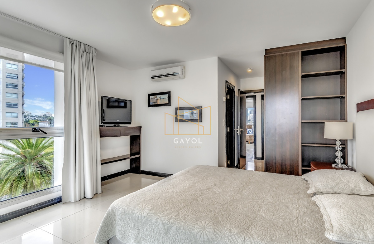 Apartamento ID.930 - Apartamento en venta playa Mansa, Punta del Este