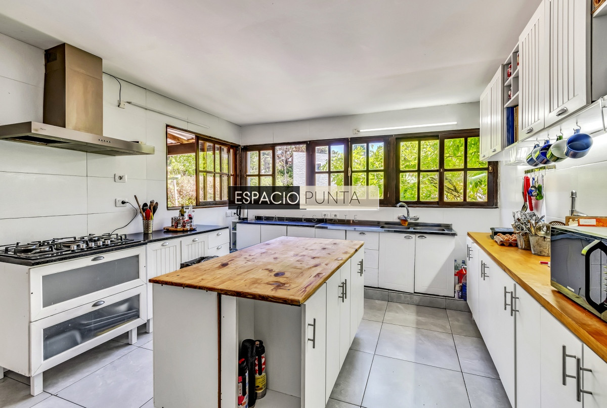Casa ID.144 - CASA EN VENTA PLAYA MANSA