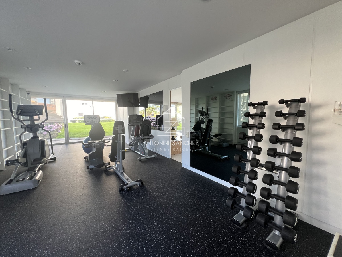 Apartamento ID.1413 - Apartamento Penthouse en venta playa Mansa primera linea