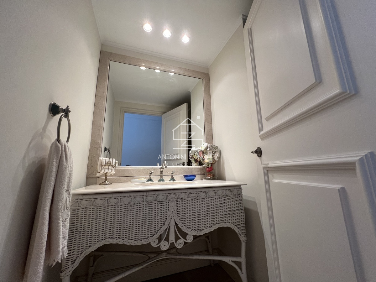 Apartamento ID.1413 - Apartamento Penthouse en venta playa Mansa primera linea