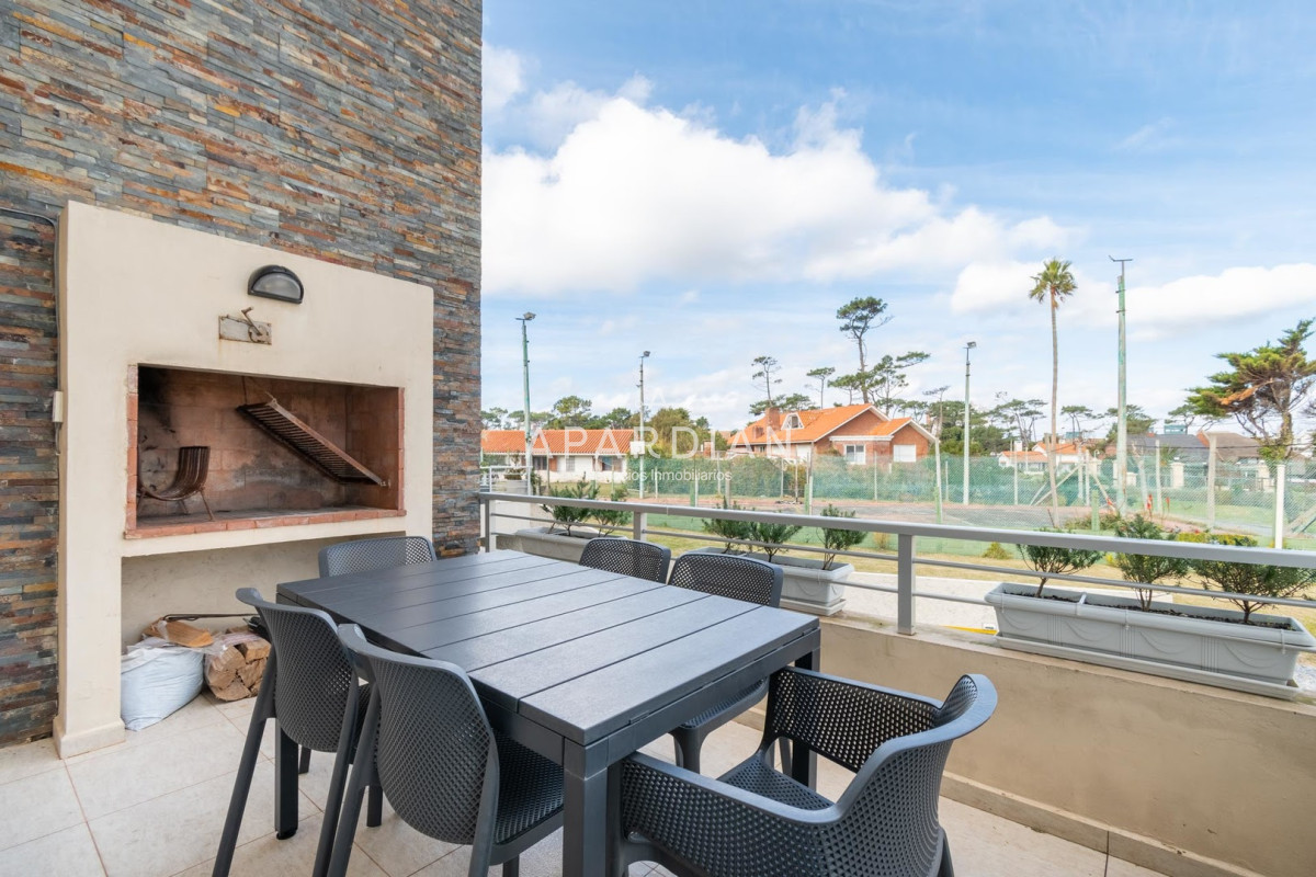 Apartamento ID.21096898 - Apartamento en venta, Playa Mansa, Punta del Este