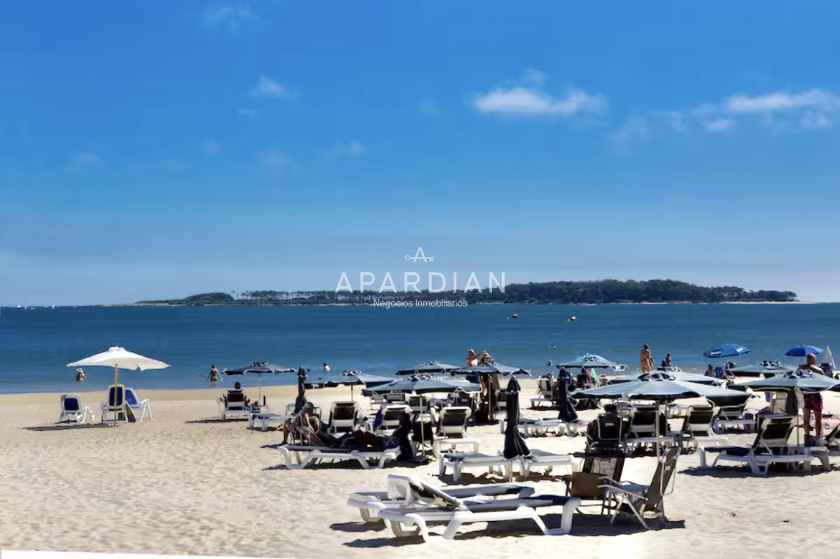 Apartamento ID.21099621 - Apartamento en venta de 2 dormitorios en Playa Mansa