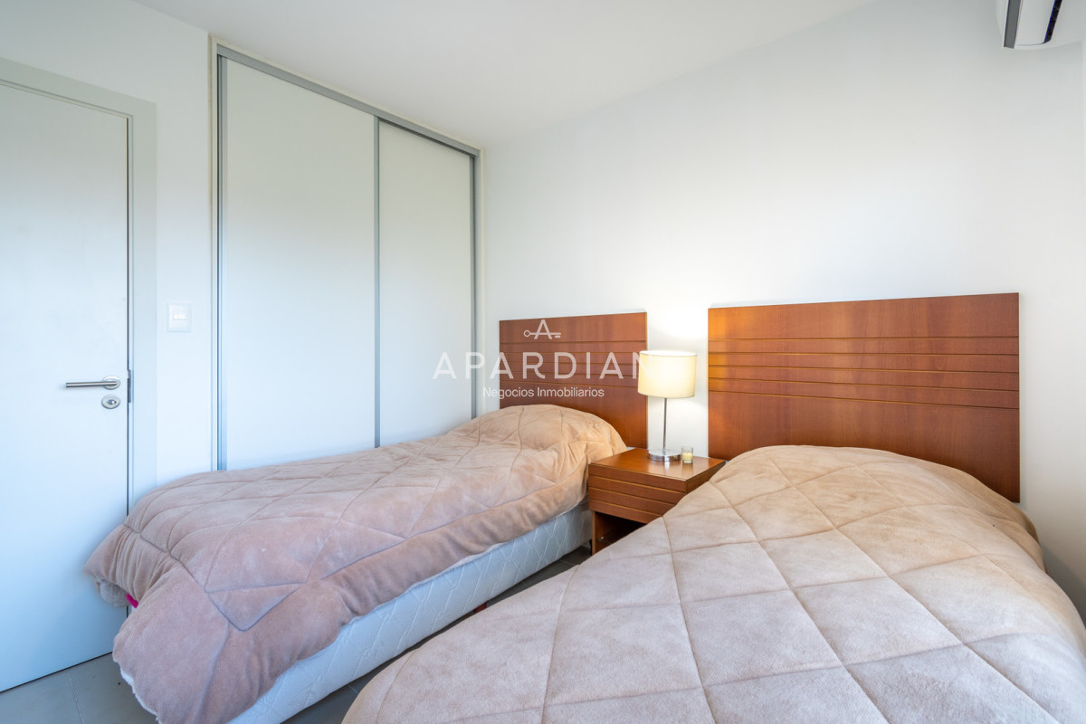 Apartamento ID.21096898 - Apartamento en venta, Playa Mansa, Punta del Este