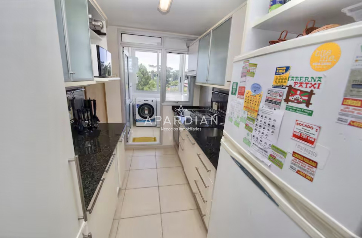 Apartamento ID.21099621 - Apartamento en venta de 2 dormitorios en Playa Mansa