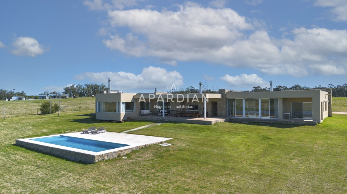 Casa ID.21098049 - Casa en venta en Laguna de los Cisnes