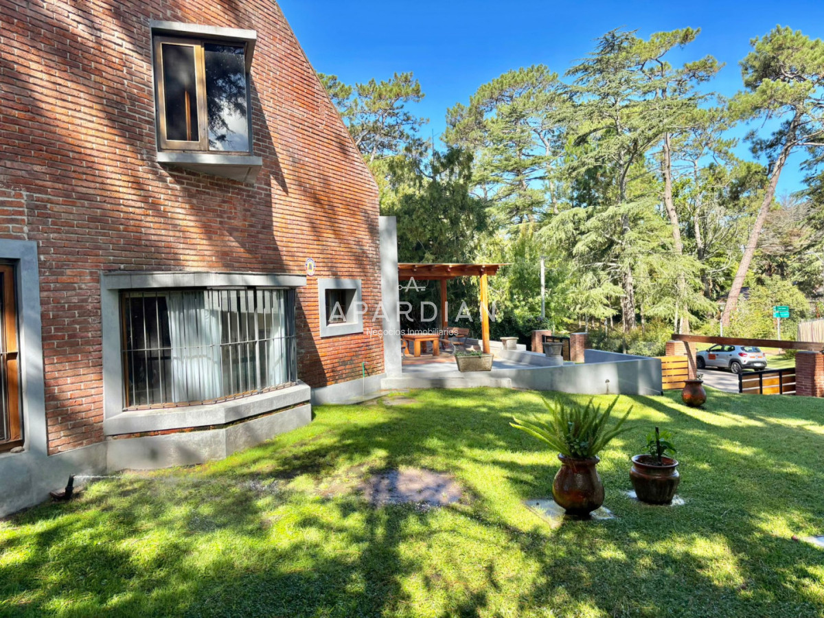 Casa ID.21099222 - Espectacular casa en venta en playa mansa 