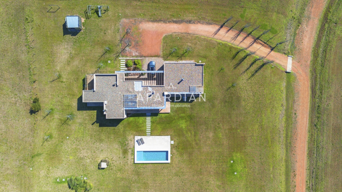 Casa ID.21098049 - Casa en venta en Laguna de los Cisnes