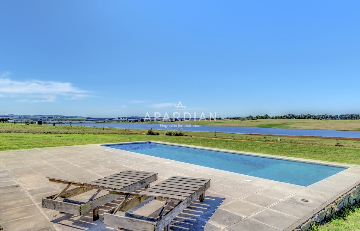 Casa ID.21098049 - Casa en venta en Laguna de los Cisnes