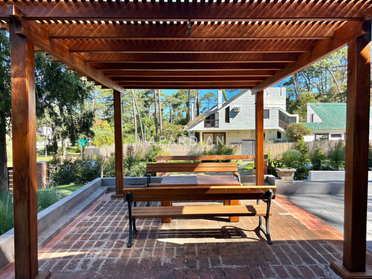 Casa ID.21099222 - Espectacular casa en venta en playa mansa 