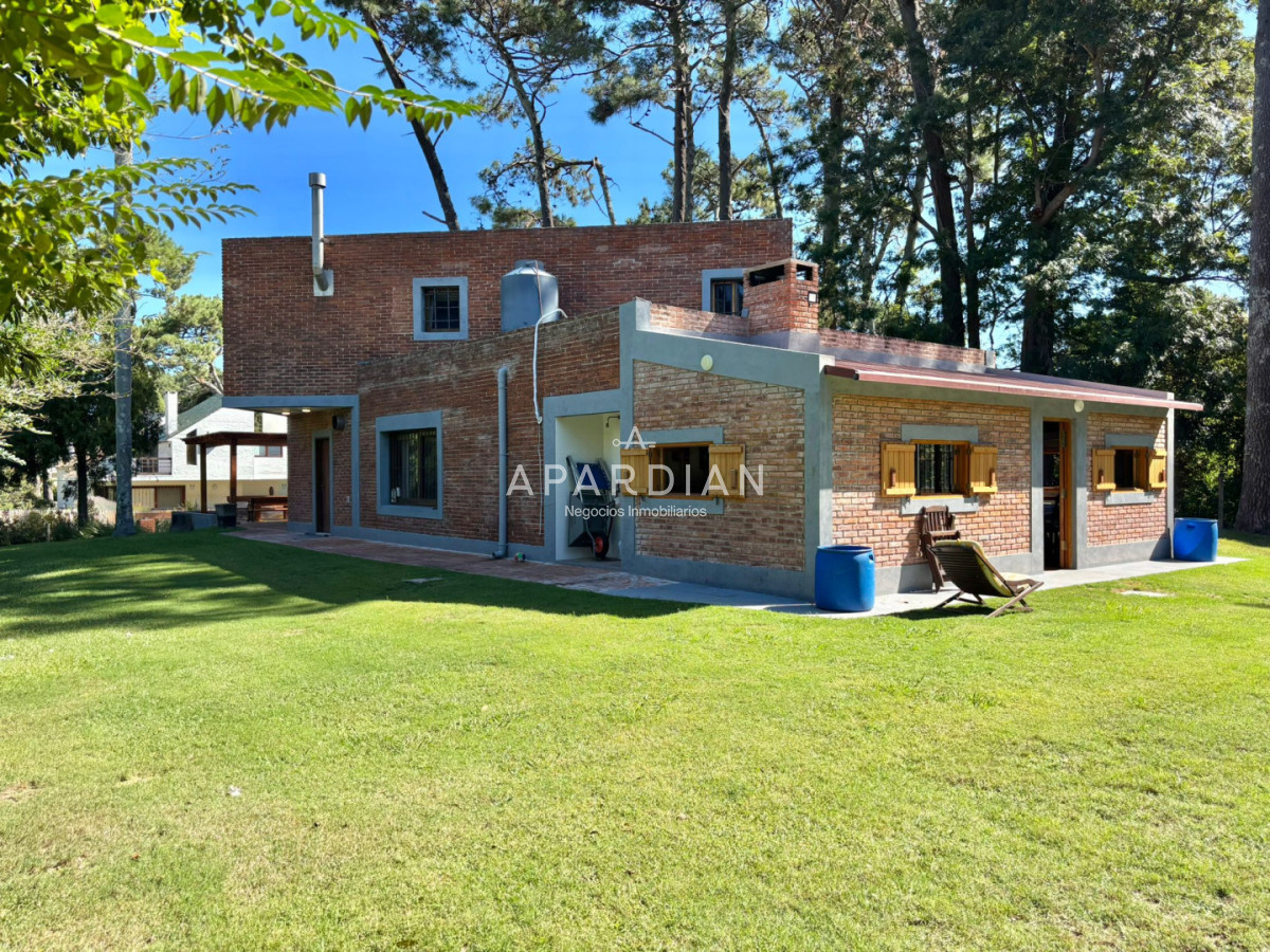 Casa ID.21099222 - Espectacular casa en venta en playa mansa 