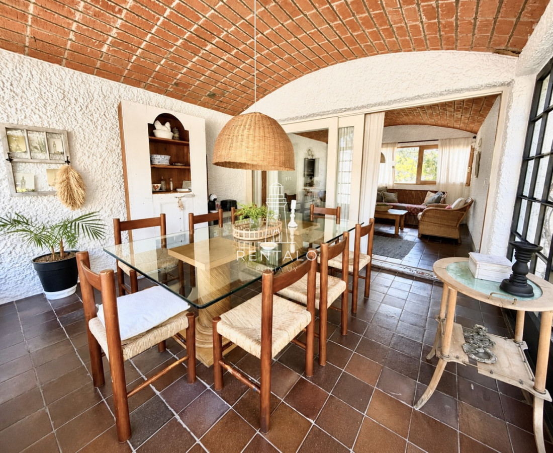 Casa ID.1175 - Casa en Venta 4 dormitorios en Punta del este Peninsula Punta del Este