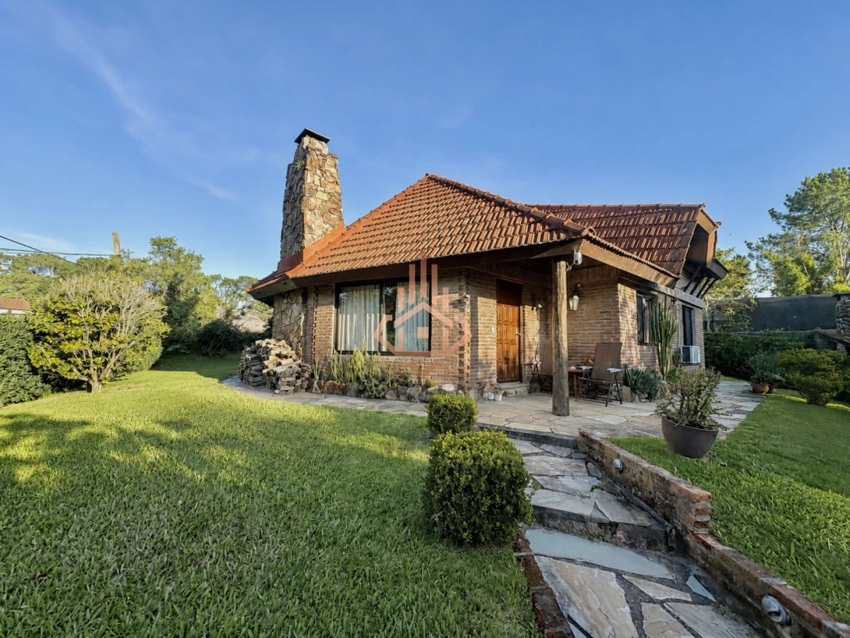 Casa en Venta y Alquiler Anual en Pinares - Foto 1