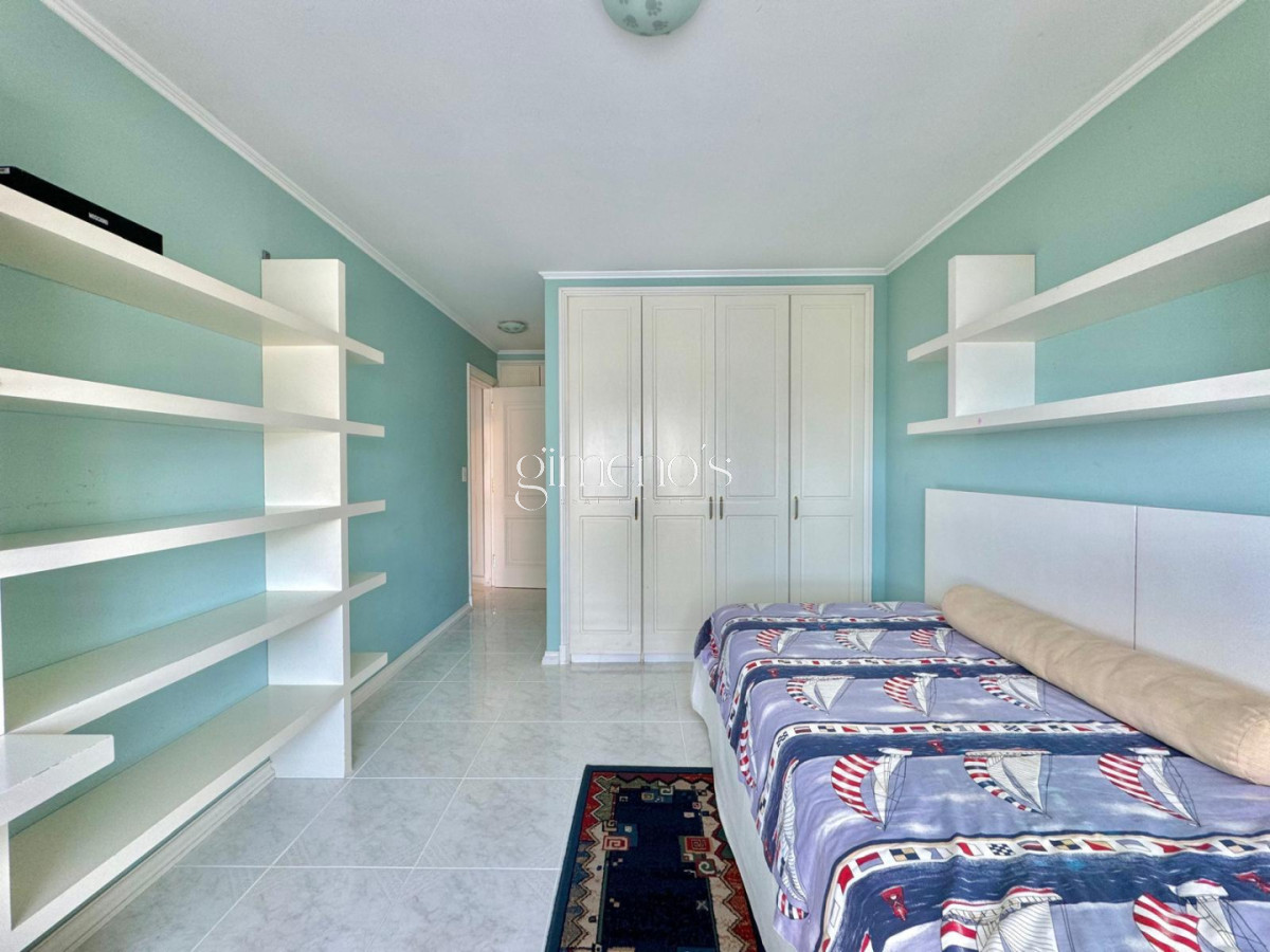 Apartamento ID.1306 - Apartamento en alquiler temporal y anual en playa Mansa Punta del Este.