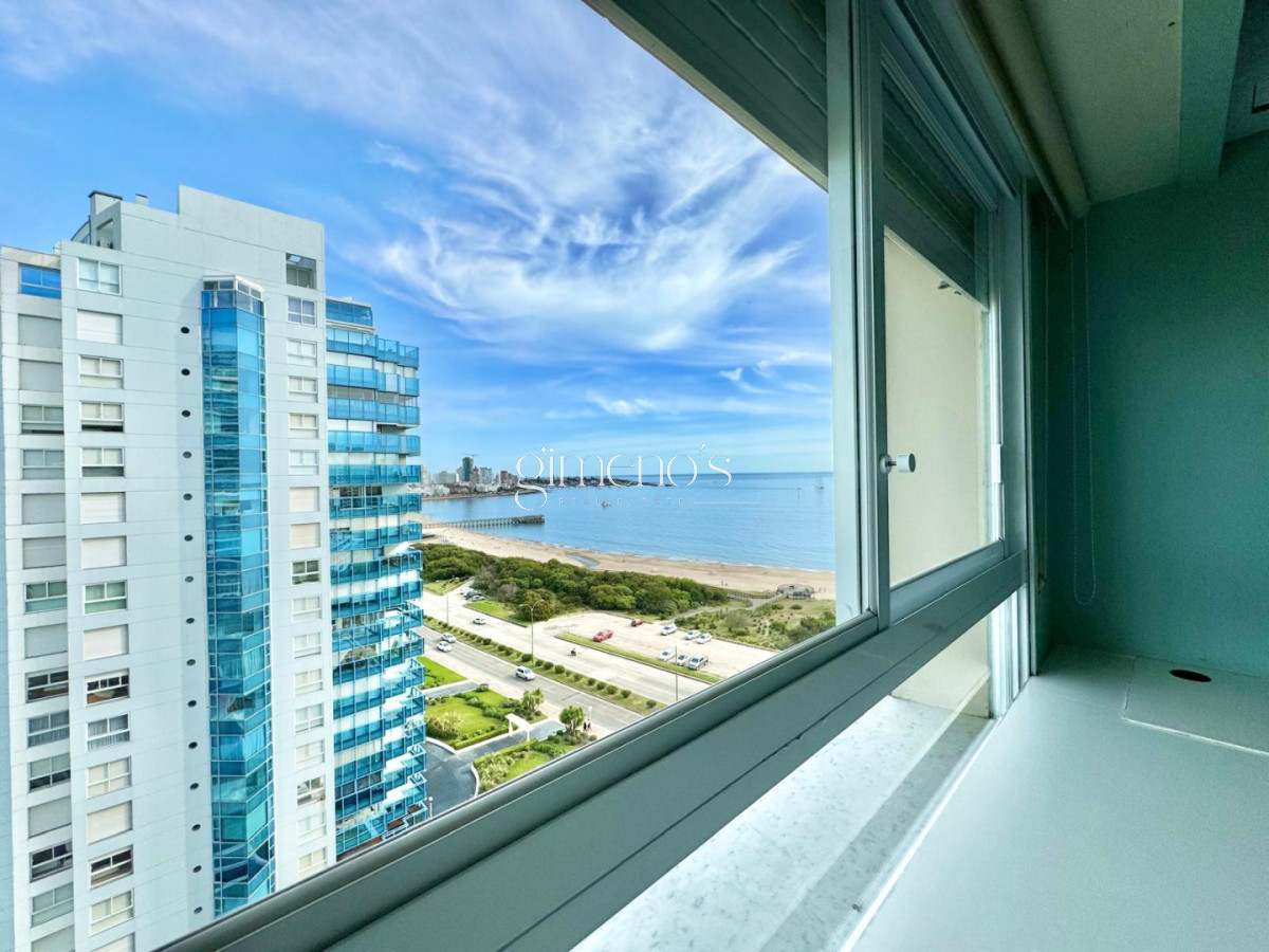 Apartamento ID.1306 - Apartamento en alquiler temporal y anual en playa Mansa Punta del Este.