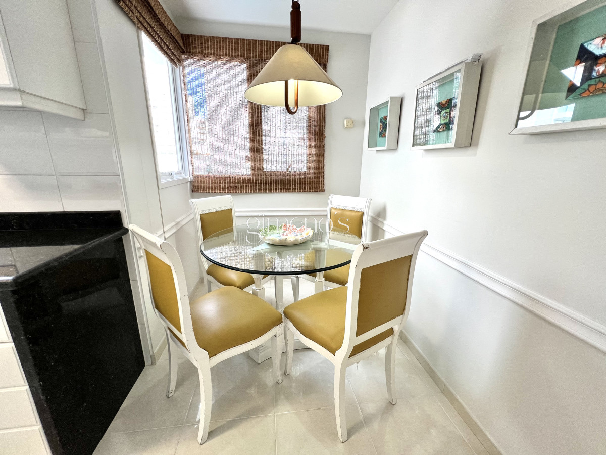 Apartamento ID.351 - Apartamento en Venta primera linea Playa Mansa, Punta del Este