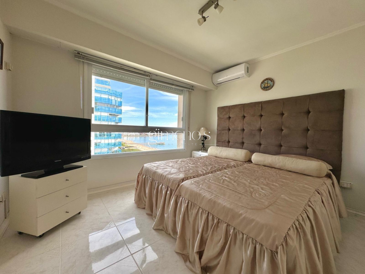 Apartamento ID.1306 - Apartamento en alquiler temporal y anual en playa Mansa Punta del Este.