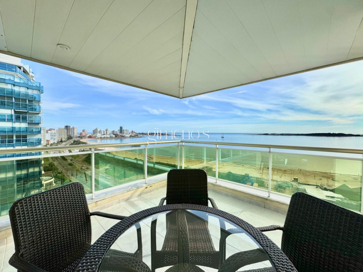 Apartamento ID.1306 - Apartamento en alquiler temporal y anual en playa Mansa Punta del Este.