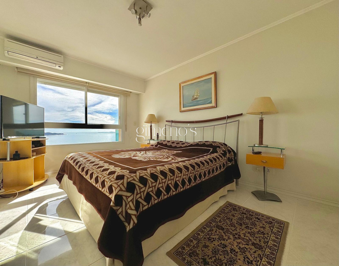 Apartamento ID.1306 - Apartamento en alquiler temporal y anual en playa Mansa Punta del Este.
