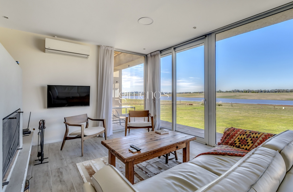 Casa ID.15 - Casa en venta en Laguna de los Cisnes