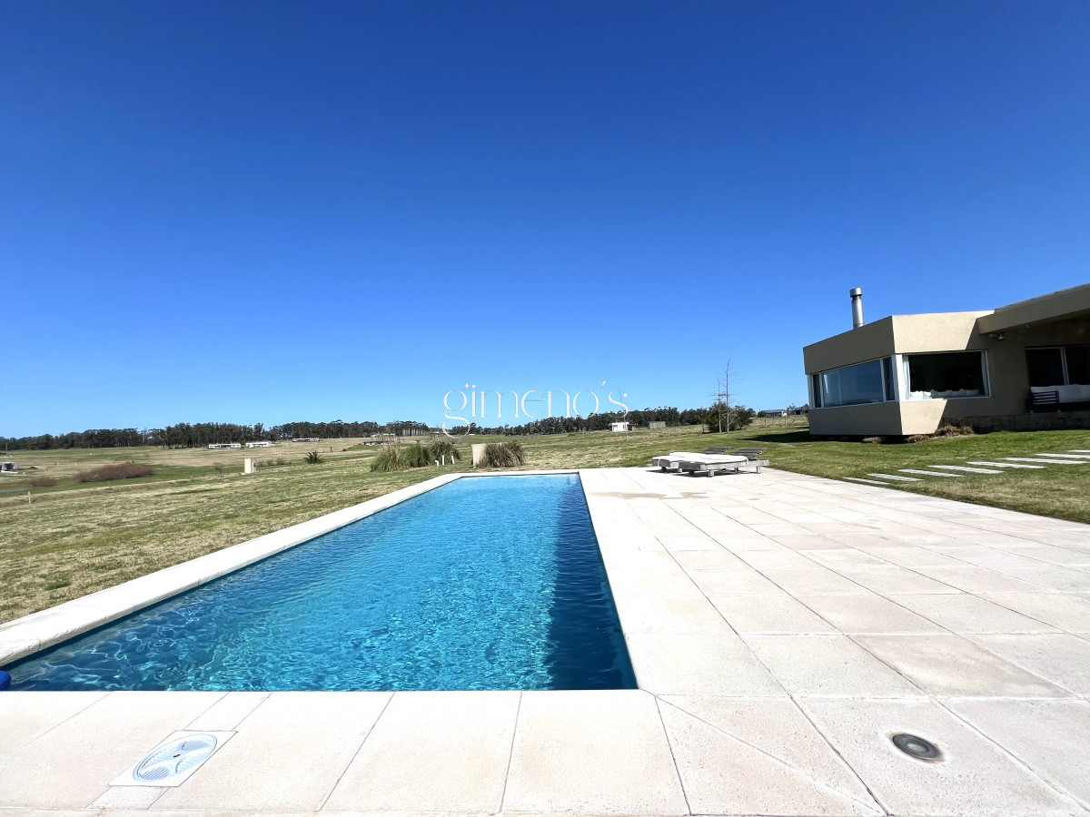 Casa ID.15 - Casa en venta en Laguna de los Cisnes