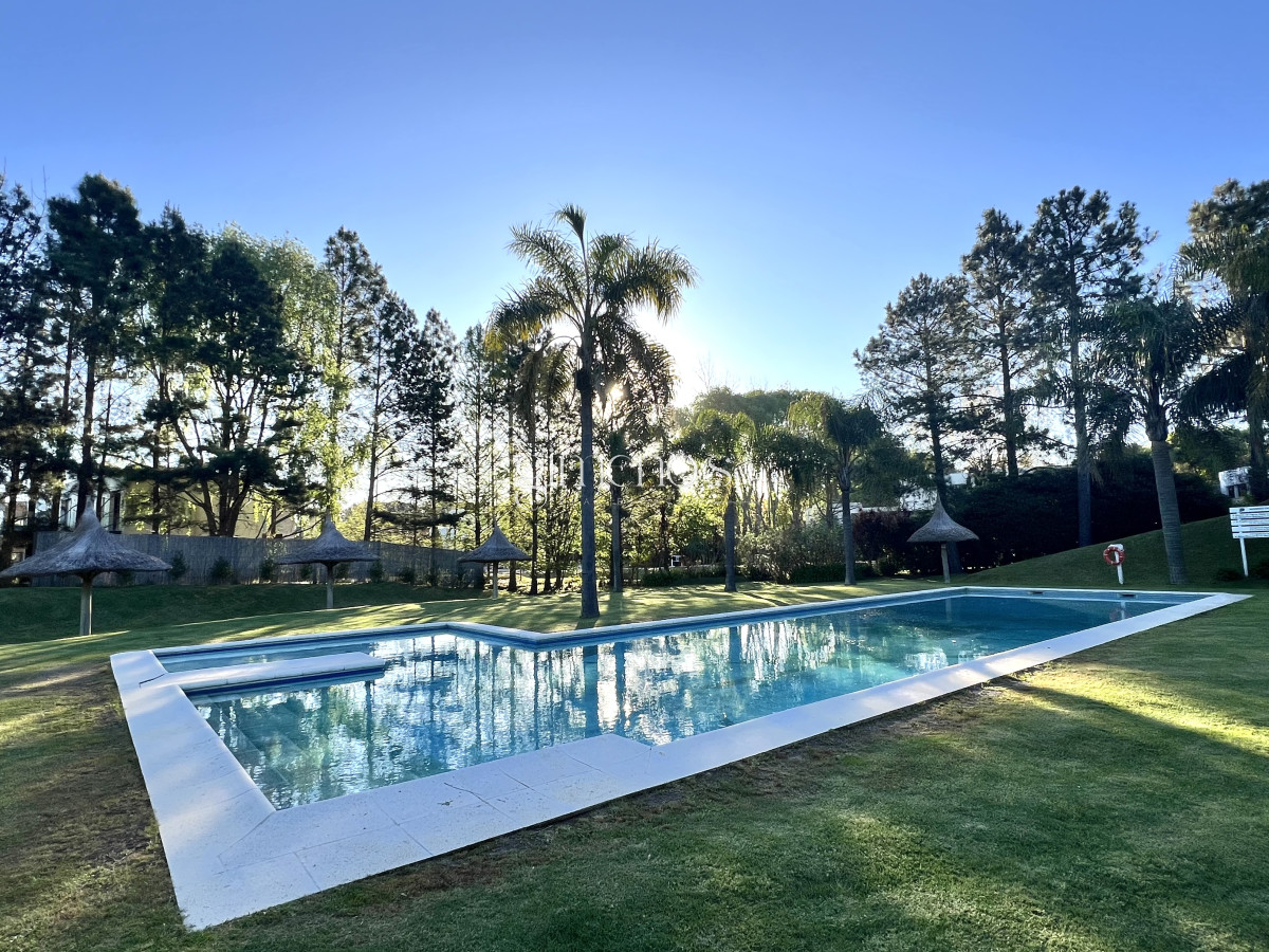 Casa ID.604 - Casa en Venta Barrio Privado Carmel - Montevideo - Canelones 