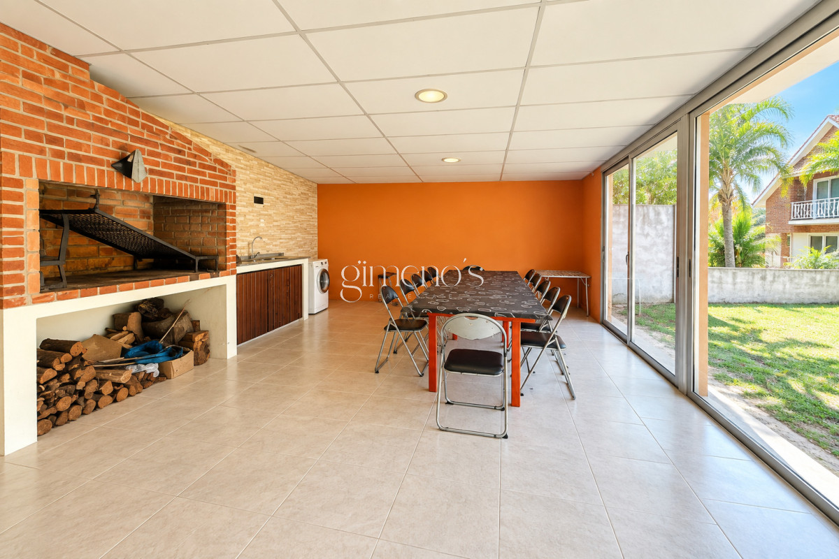 Casa ID.832 - Casa Aguila Pinares