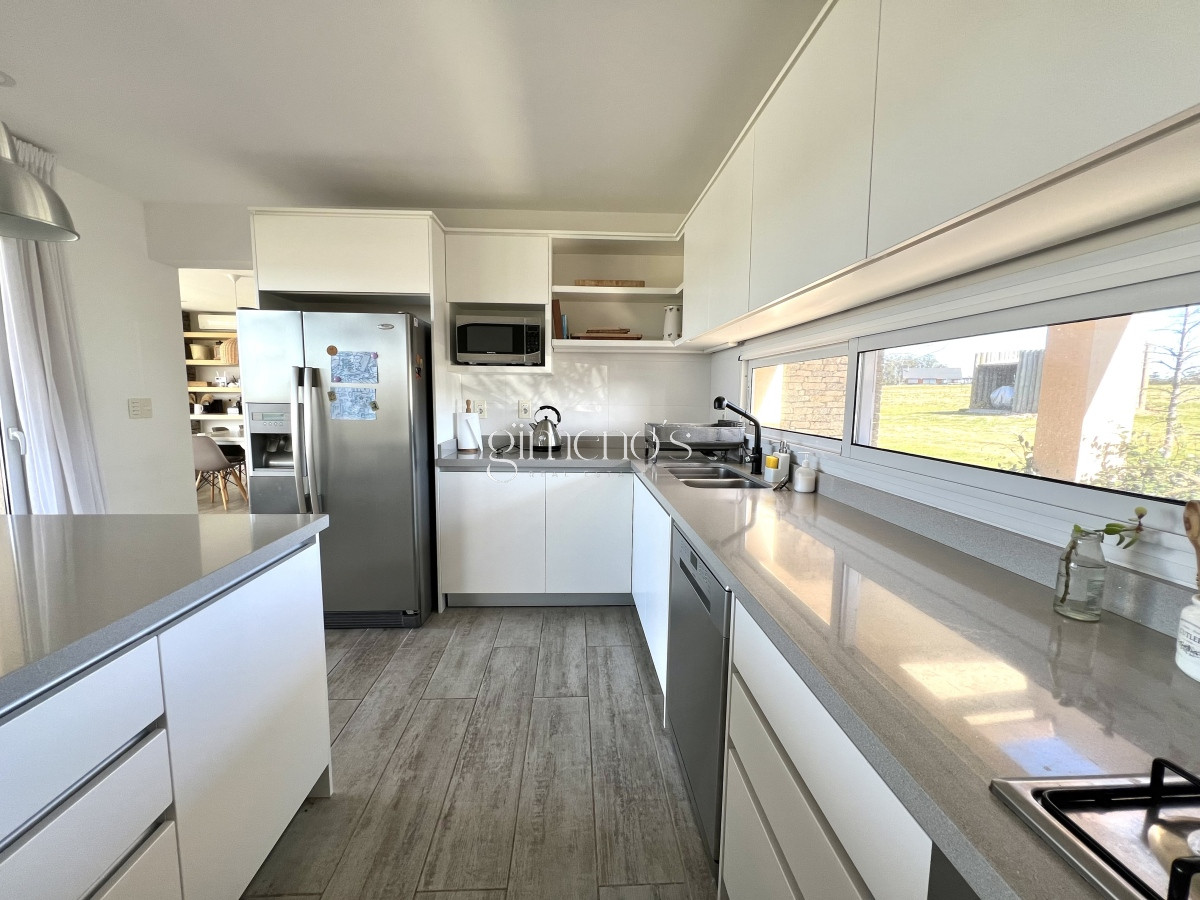 Casa ID.15 - Casa en venta en Laguna de los Cisnes