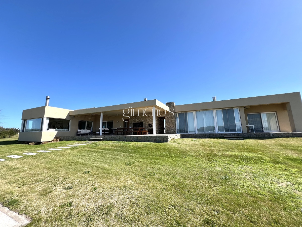 Casa ID.15 - Casa en venta en Laguna de los Cisnes