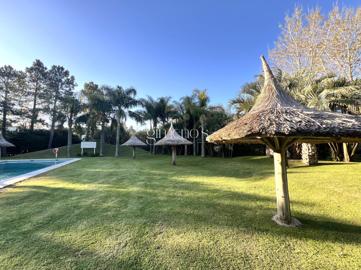 Casa ID.604 - Casa en Venta Barrio Privado Carmel - Montevideo - Canelones 