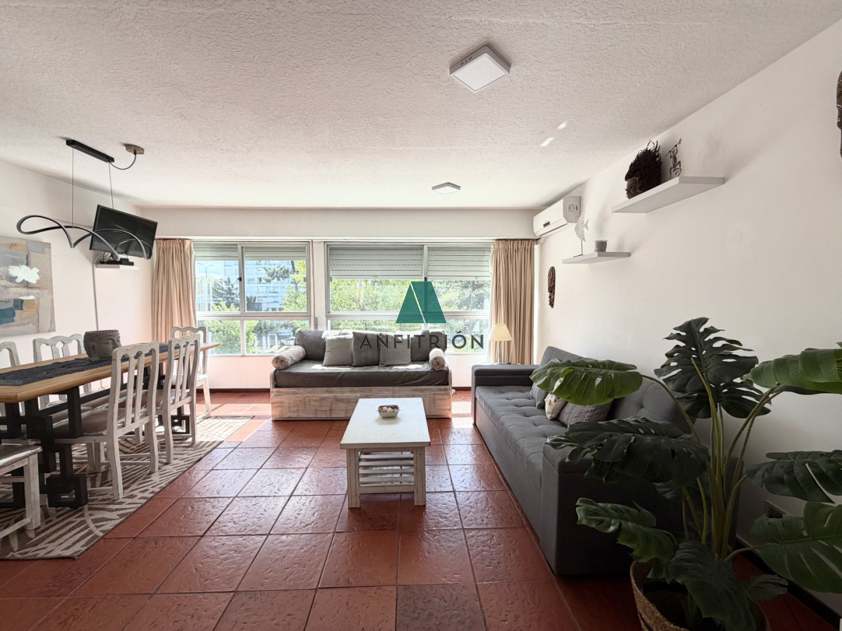 Apartamento ID.167 - OPORTUNIDAD APARTAMENTO EN VENTA PUNTA DEL ESTE
