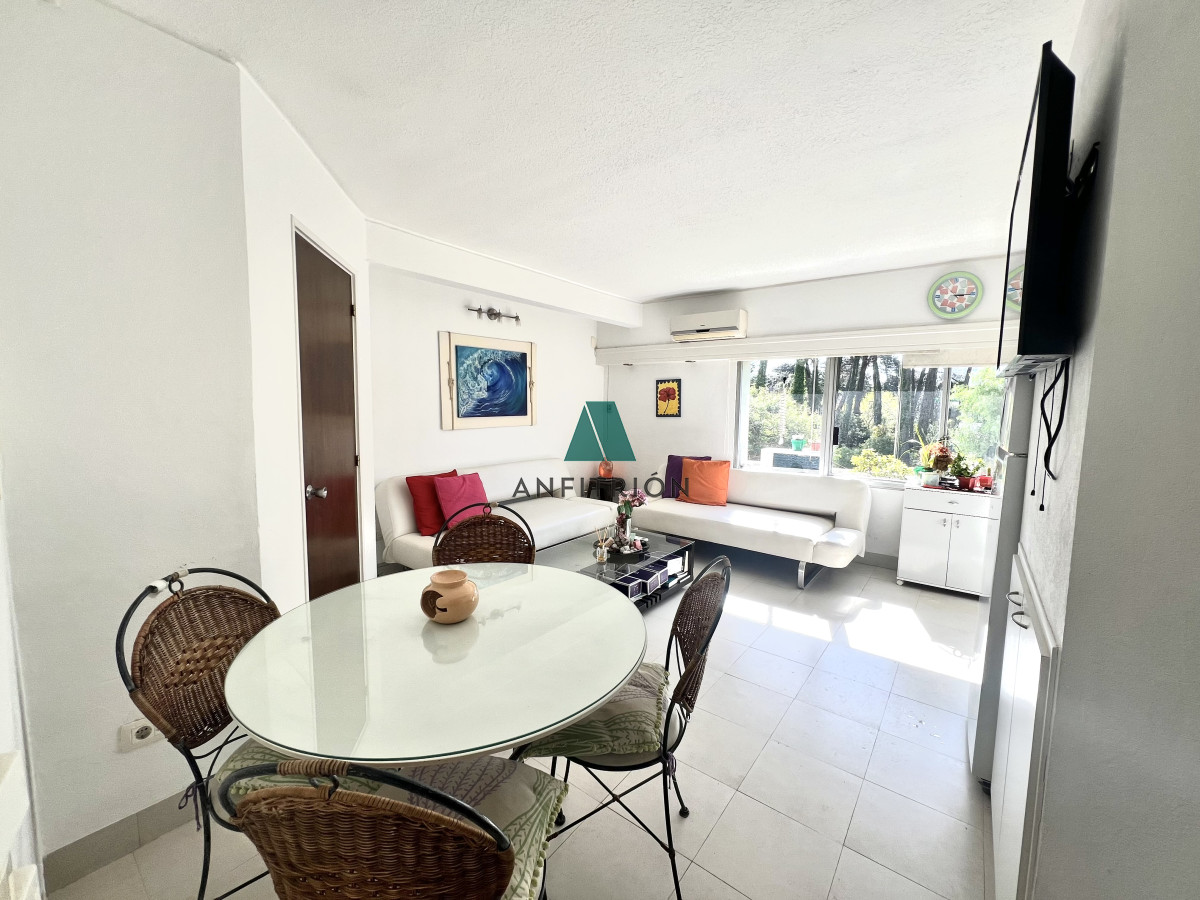 Apartamento ID.81 - Apartamento en venta Av Roosevelt, Punta del Este