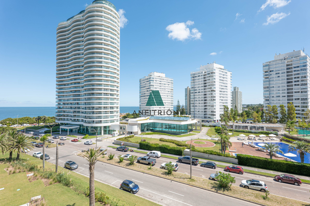 Apartamento ID.154 - Apartamento en venta playa Mansa Punta del Este