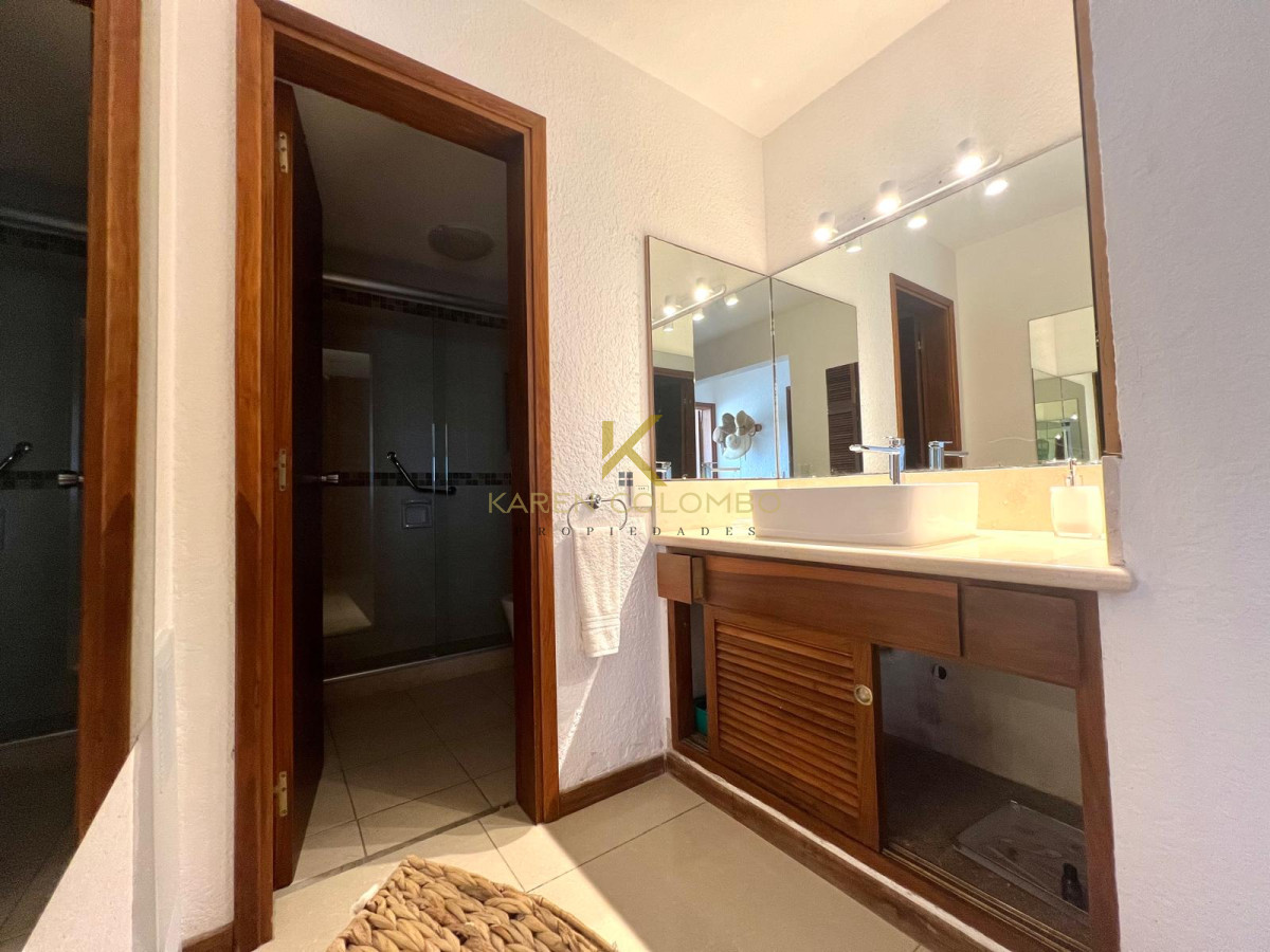Apartamento ID.21095385 - apartamento en venta primera linea playa mansa