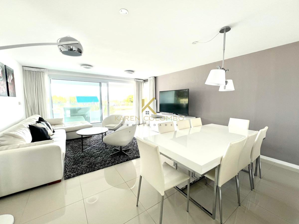 Apartamento en venta primera linea playa Mansa Punta del Este - GoPunta - Portal Inmobiliario de Punta del Este - Maldonado