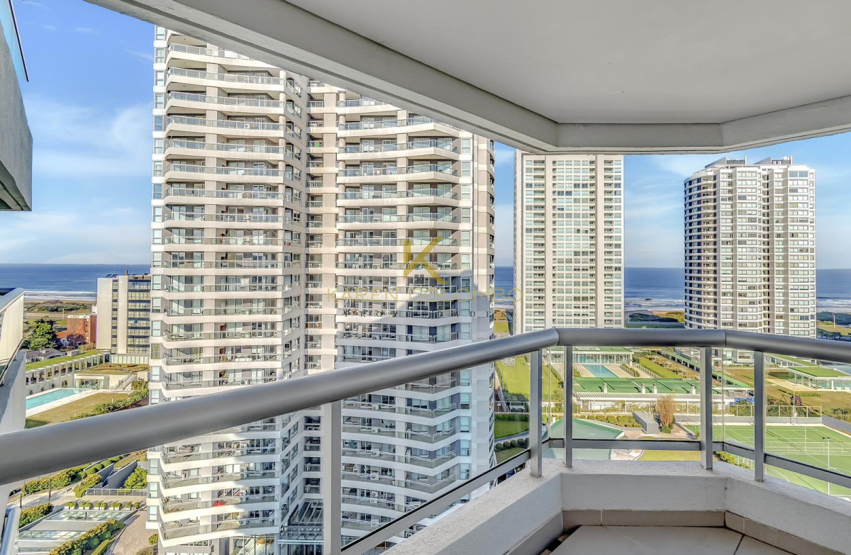 Apartamento ID.21094722 - Playa Brava, vista al mar