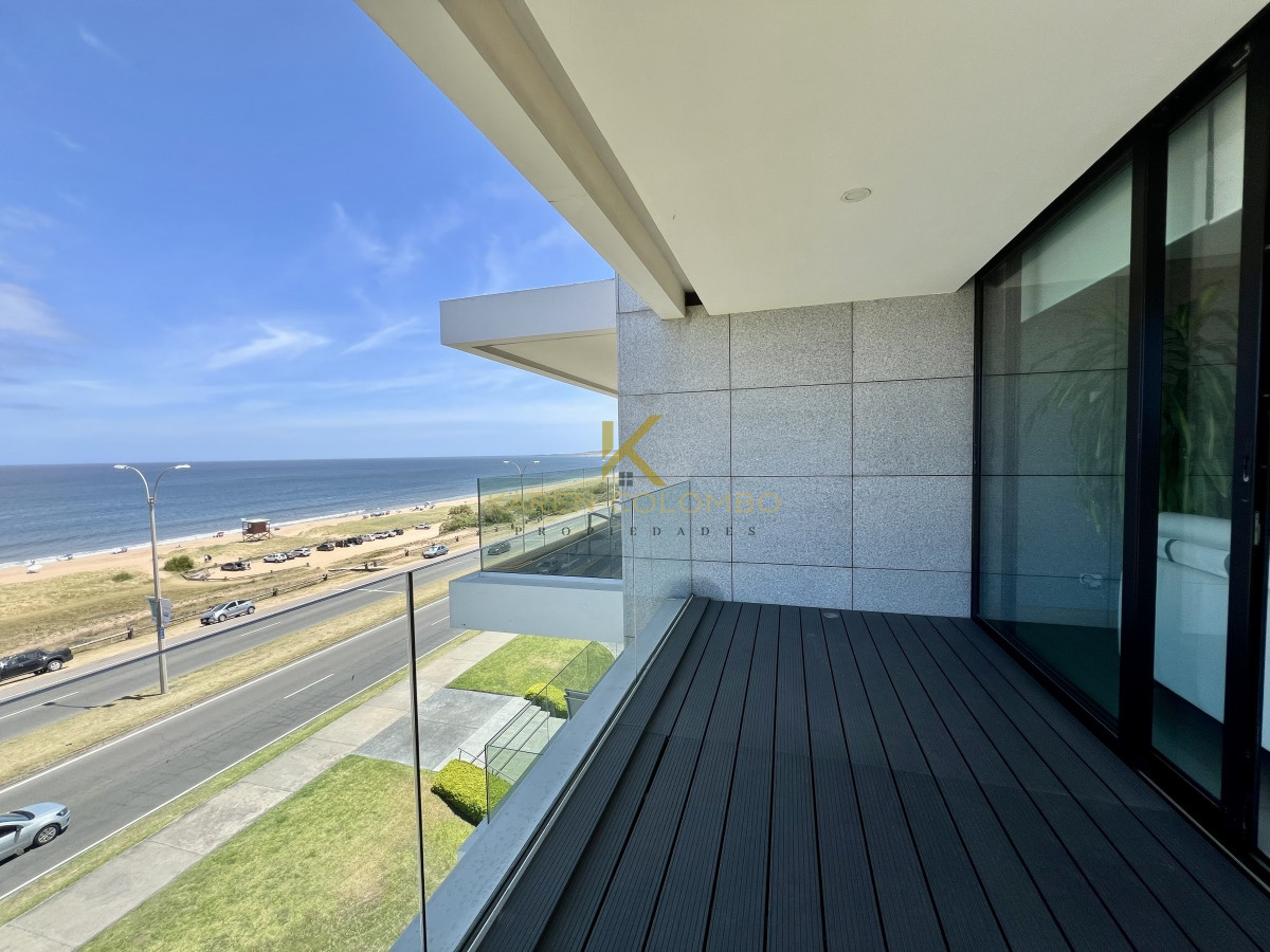 Apartamento ID.21094181 - Apartamento en primera linea playa Mansa Punta del Este