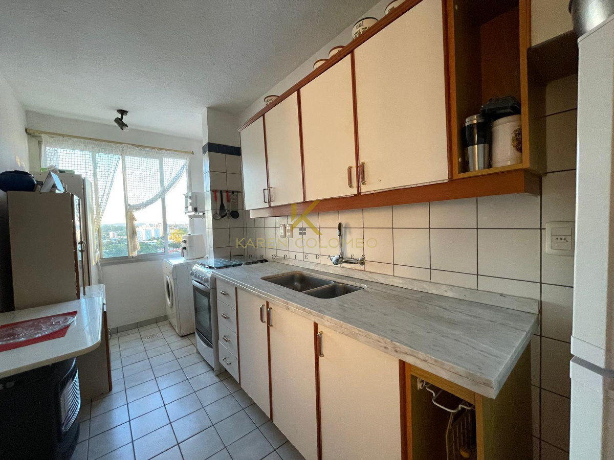 Apartamento ID.21095362 - Apartamento De 3 Dormitorios En Alquiler Anual