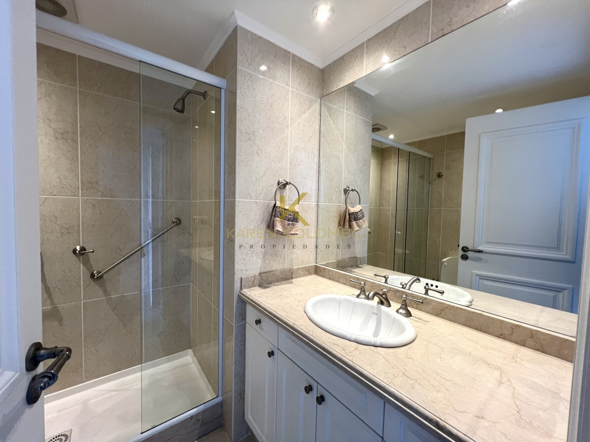 Apartamento ID.21094959 - Apartamento en venta primera linea de playa Mansa, Punta del Este