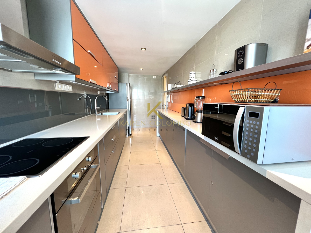 Apartamento ID.21096667 - Apartamento en venta y alquiler anual playa Mansa, Punta del Este