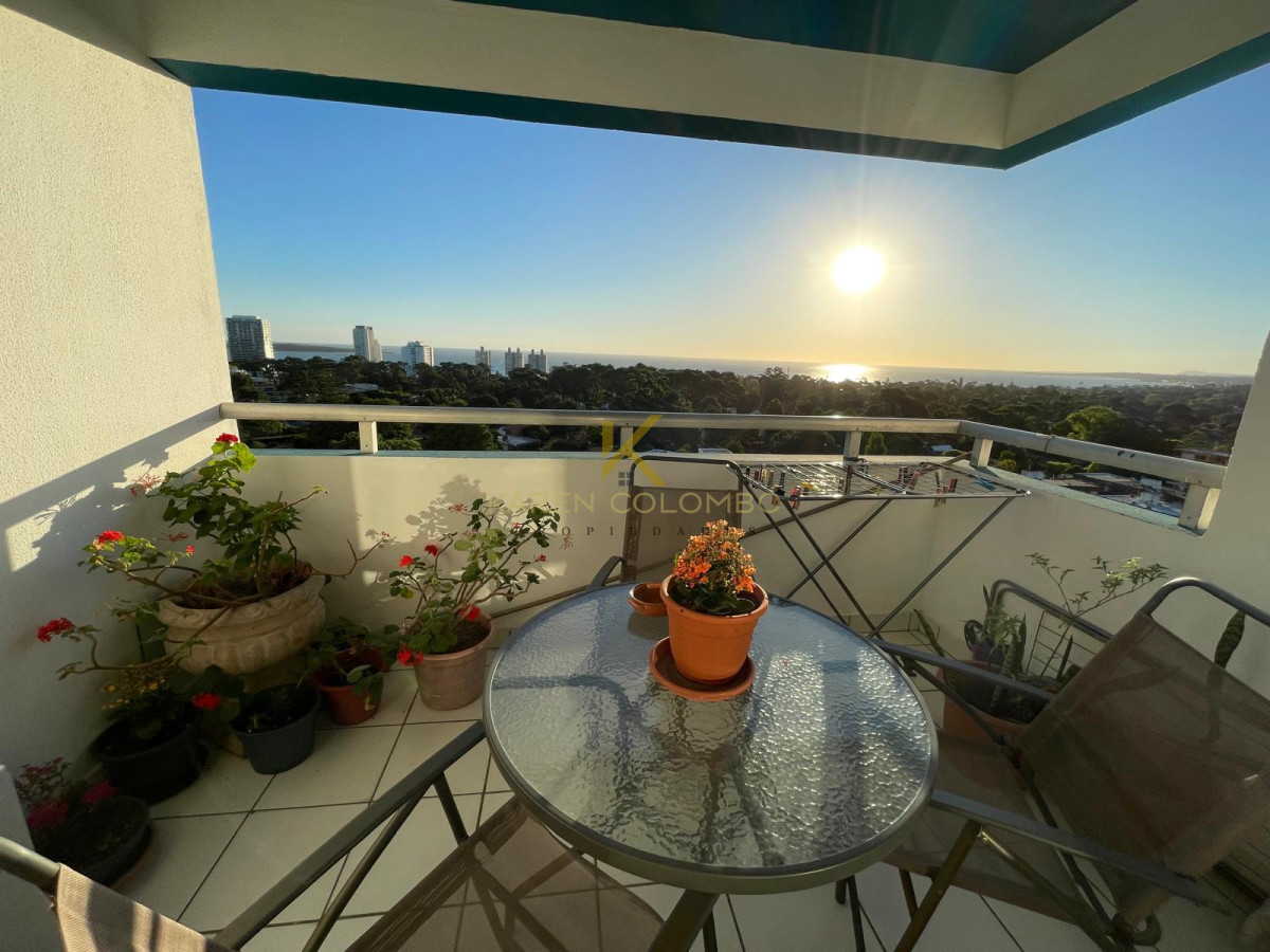Apartamento ID.21095362 - Apartamento De 3 Dormitorios En Alquiler Anual