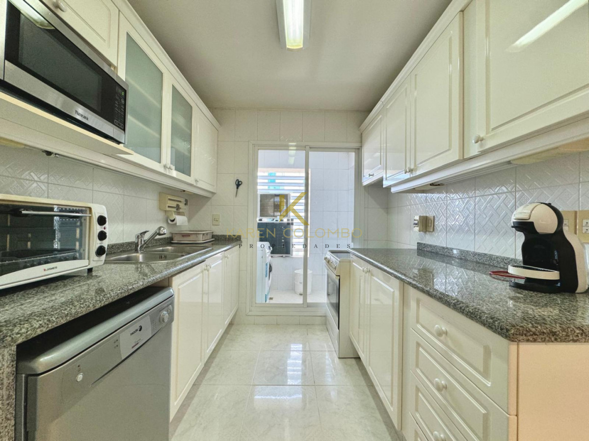 Apartamento ID.21096975 - Apartamento en alquiler temporal y anual en playa Mansa Punta del Este.