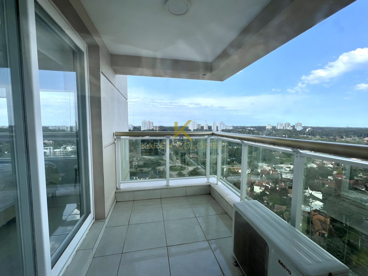 Apartamento ID.21094959 - Apartamento en venta primera linea de playa Mansa, Punta del Este
