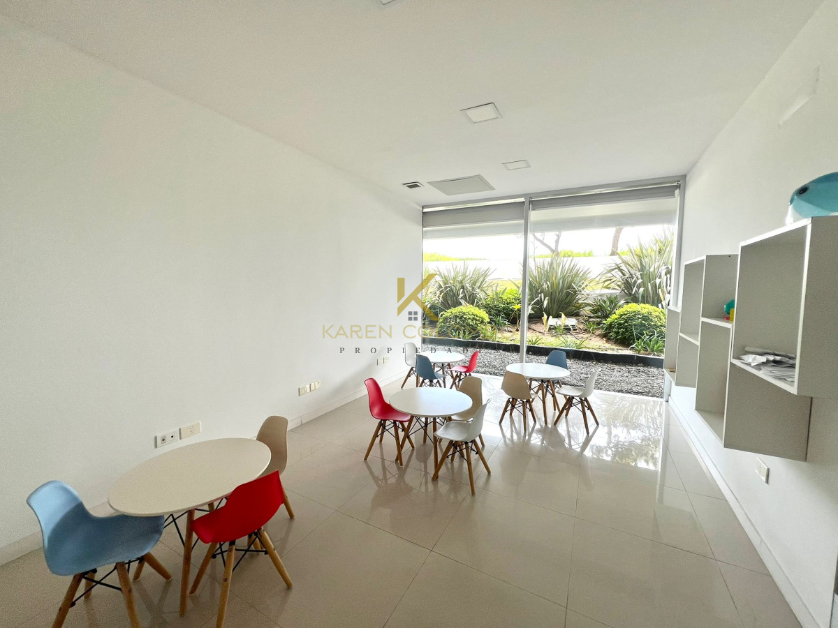 Apartamento ID.21095211 - Apartamento en venta primera linea playa Mansa Punta del Este