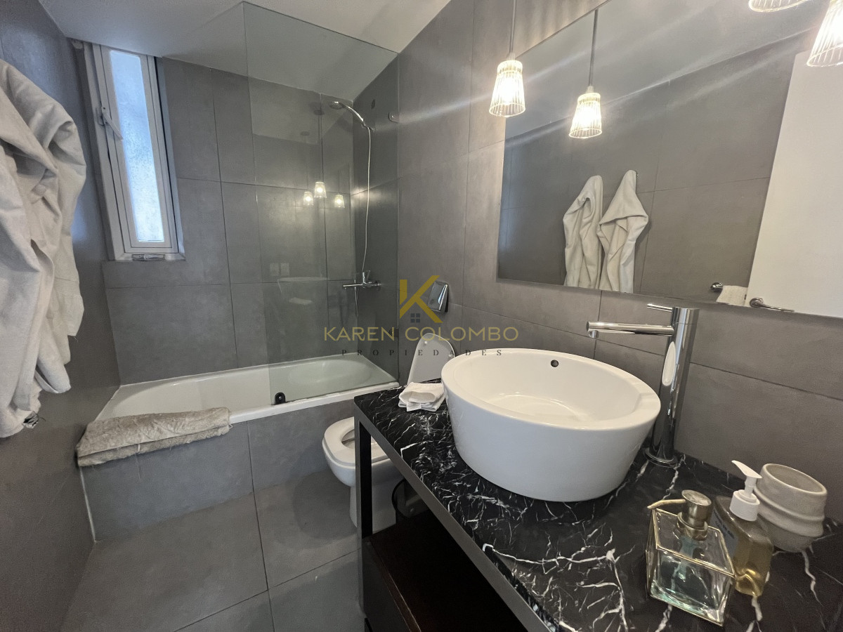 Apartamento ID.21094070 - Alquiler dos dormitorios en Torre Yoo