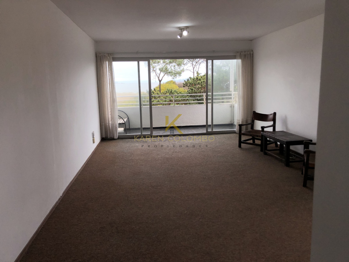 Apartamento ID.21096237 - Apartamento en venta - Primera linea Playa Mansa