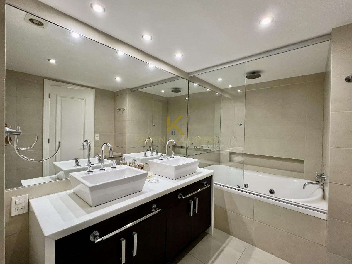 Apartamento ID.21094453 - APARTAMENTO EN VENTA PRIMERA LINEA DE PLAYA BRAVA