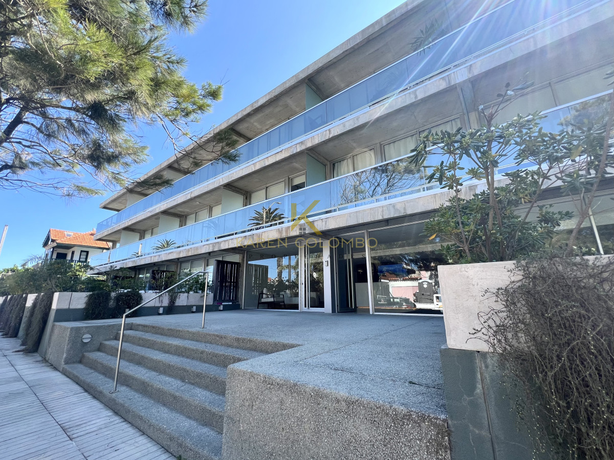 Apartamento ID.21095106 - Apartamento en venta Puerto Punta del Este.
