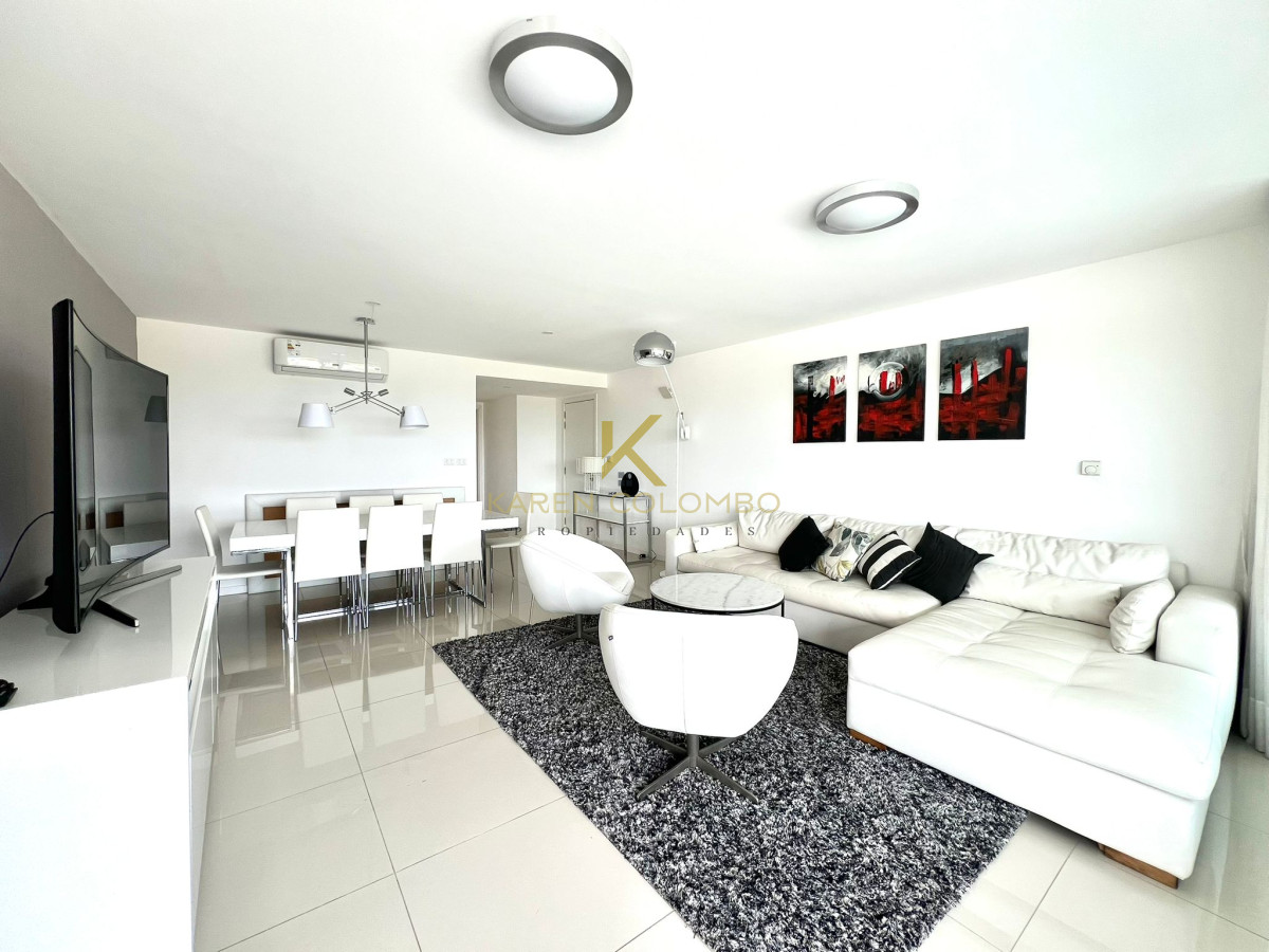 Apartamento en venta primera linea playa Mansa Punta del Este - GoPunta - Portal Inmobiliario de Punta del Este - Maldonado