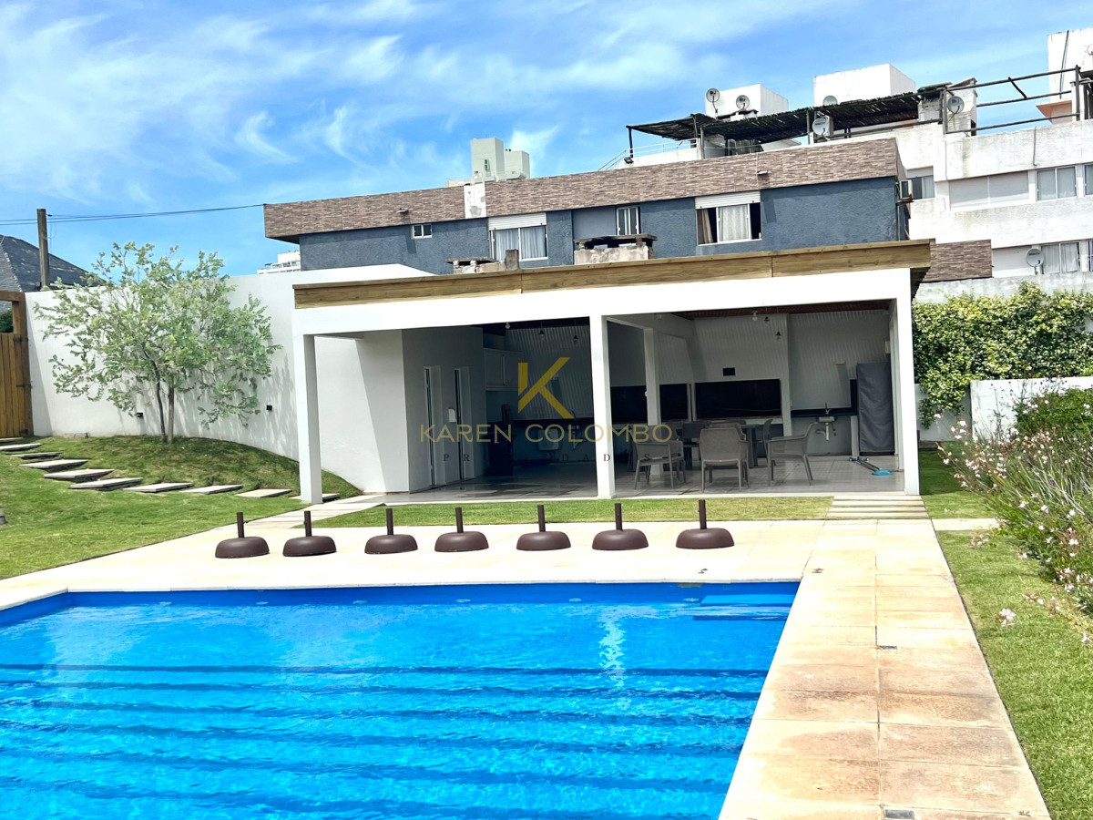 Apartamento ID.21095211 - Apartamento en venta primera linea playa Mansa Punta del Este