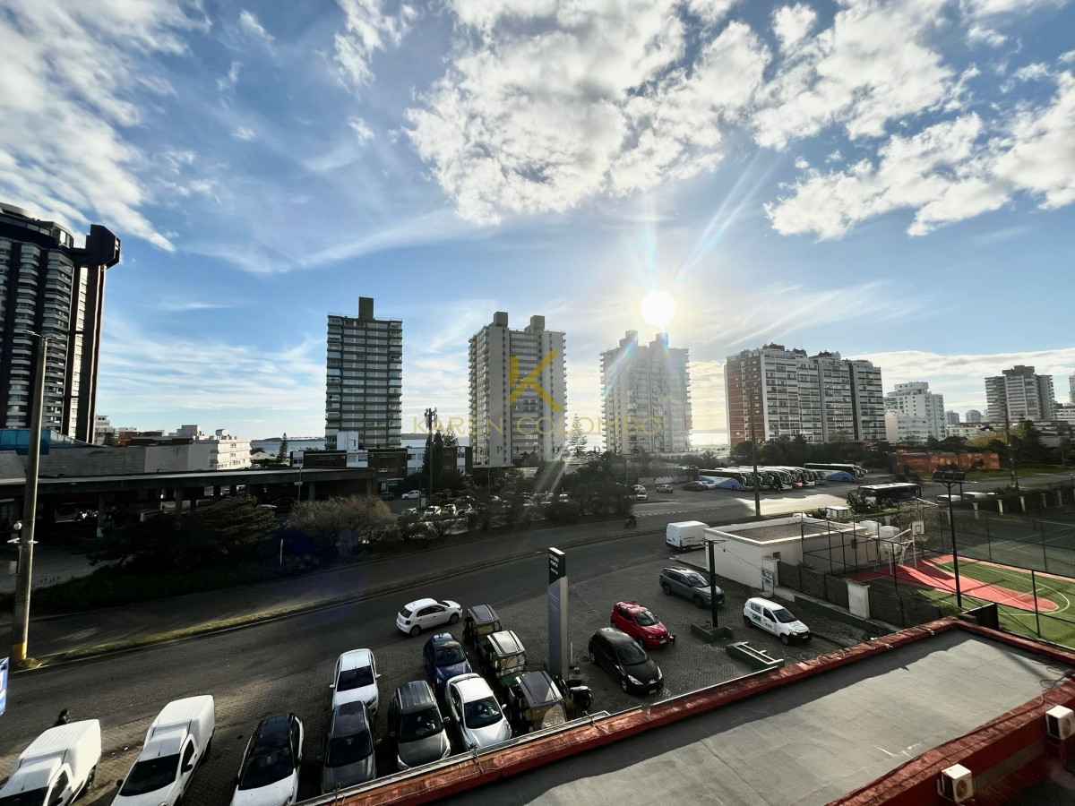 Apartamento ID.21094735 - Apartamento de 3 dormitorios primer linea al mar 